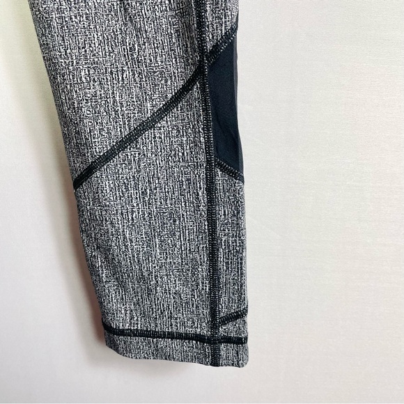 Lululemon Pace Rival Crop - Picture 3 of 4